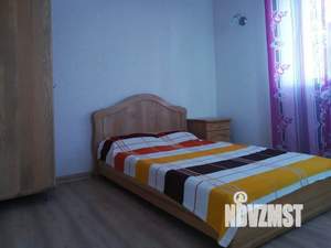 Дом 200м², 3-этажный, посуточно,