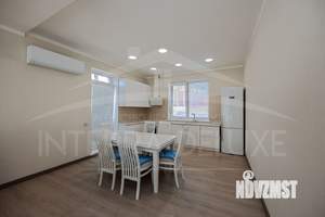 Дом 284м², 3-этажный, на длительный срок,