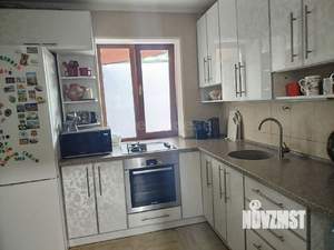 Дом 191м², 3-этажный, на длительный срок,