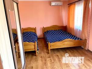 Дом 41м², 2-этажный, посуточно,