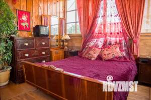 Дом 120м², 3-этажный, посуточно,