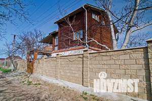 Дом 120м², 3-этажный, посуточно,