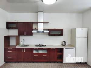 Дом 200м², 2-этажный, посуточно,