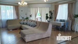 Дом 600м², 3-этажный, посуточно,