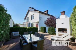 Дом 316м², 3-этажный, посуточно,