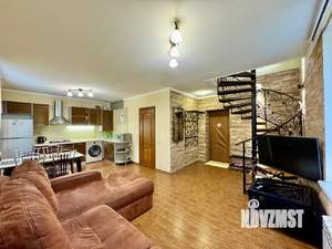 Дом 65м², 2-этажный, посуточно,