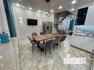 Дом 180м², 3-этажный, посуточно,