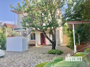 Дом 70м², 2-этажный, на длительный срок,