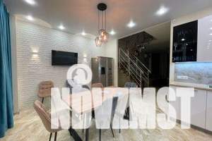 Дом 181м², 3-этажный, посуточно,