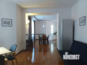 Дом 280м², 2-этажный, посуточно,