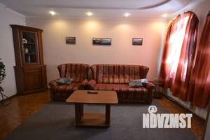 Дом 45м², 2-этажный, посуточно,