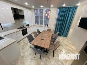 Дом 180м², 3-этажный, посуточно,