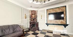 Дом 200м², 3-этажный, на длительный срок,