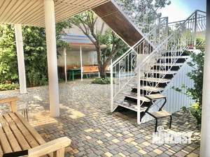 Дом 70м², 2-этажный, на длительный срок,