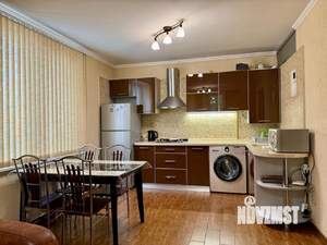 Дом 65м², 2-этажный, посуточно,