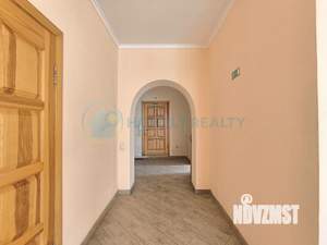 Дом 324м², 3-этажный, на длительный срок,