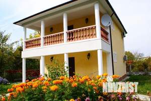 Дом 75м², 2-этажный, посуточно,