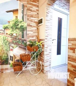 Дом 600м², 3-этажный, посуточно,