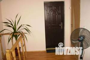 Дом 140м², 2-этажный, посуточно,