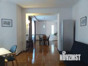 Дом 280м², 3-этажный, посуточно,