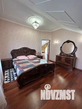 Дом 175м², 2-этажный, посуточно,