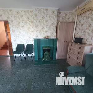 Дом 160м², 3-этажный, посуточно,