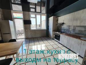 Таунхаус 180м², 3-этажный, на длительный срок,