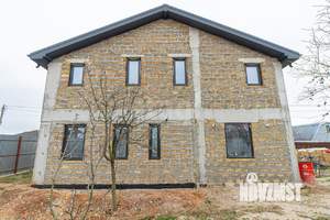 Дом 122м², 2-этажный, участок 8 сот.