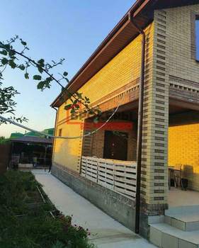 Дом 177м², 2-этажный, участок 4 сот.