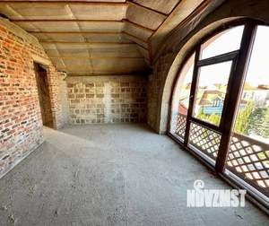 Дом 291м², 3-этажный, участок 7 сот.