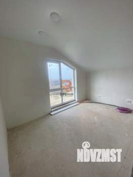 Дом 109м², 2-этажный, участок 4 сот.