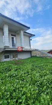 Дом 200м², 2-этажный, участок 6 сот.