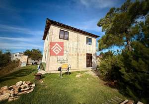 Дом 145м², 2-этажный, участок 4 сот.