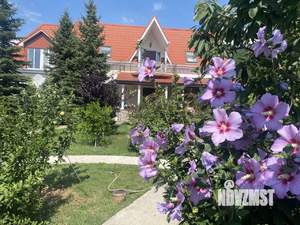 Дом 200м², 2-этажный, участок 10 сот.