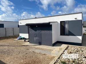 Дом 93м², 1-этажный, участок 4 сот.