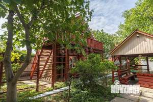 Дом 200м², 3-этажный, участок 3 сот.