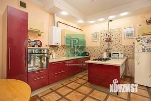 Дом 154м², 2-этажный, участок 3 сот.