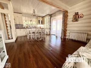 Дом 166м², 2-этажный, участок 10 сот.