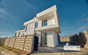 Коттедж 225м², 2-этажный, участок 5 сот.