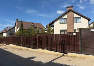 Дом 284м², 3-этажный, участок 5 сот.