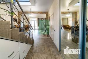 Дом 174м², 2-этажный, участок 6 сот.