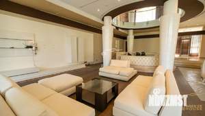 Дом 1911м², 4-этажный, участок 36 сот.