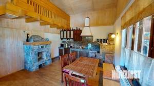 Дом 370м², 3-этажный, участок 25 сот.