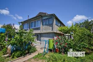 Дом 210м², 3-этажный, участок 8 сот.