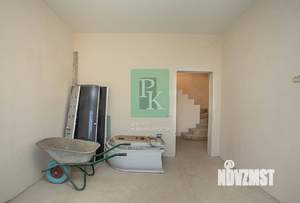 Дом 250м², 2-этажный, участок 6 сот.