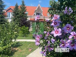 Дом 200м², 2-этажный, участок 10 сот.