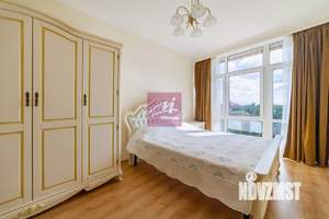 Коттедж 185м², 3-этажный, участок 4 сот.