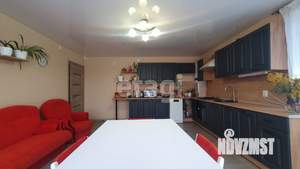 Дом 210м², 2-этажный, участок 8 сот.