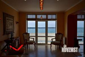 Таунхаус 280м², 3-этажный, участок 40 сот.