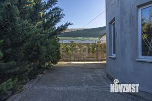 Дом 203м², 3-этажный, участок 5 сот.